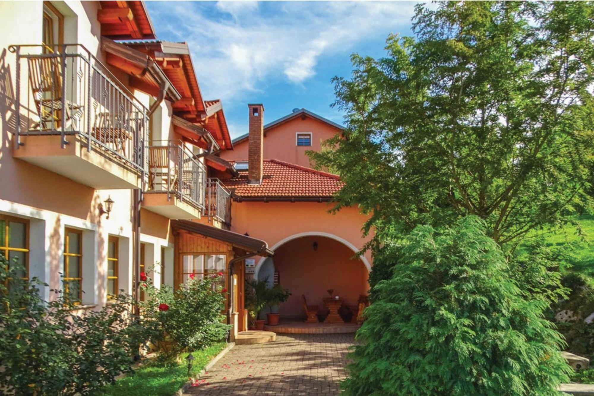 House Na Meji With Sauna - Happy Rentals 皮夫卡 外观 照片